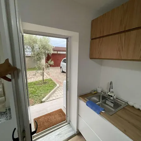 Ecoluxe 1 Apartment